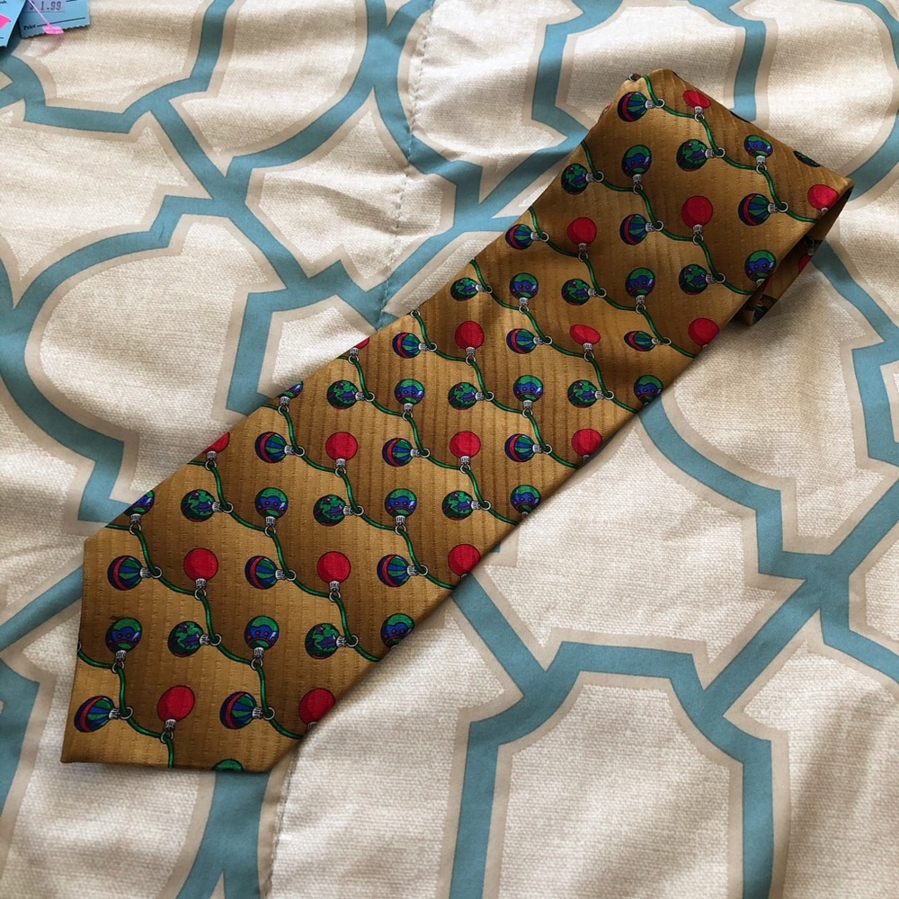 Tango holiday mens tie 100% silk